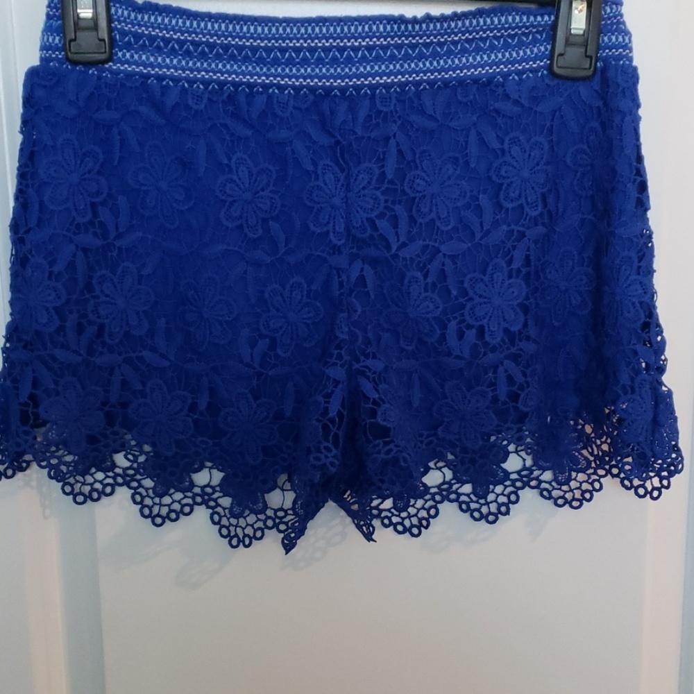 Girl's large royal blue lace shorts